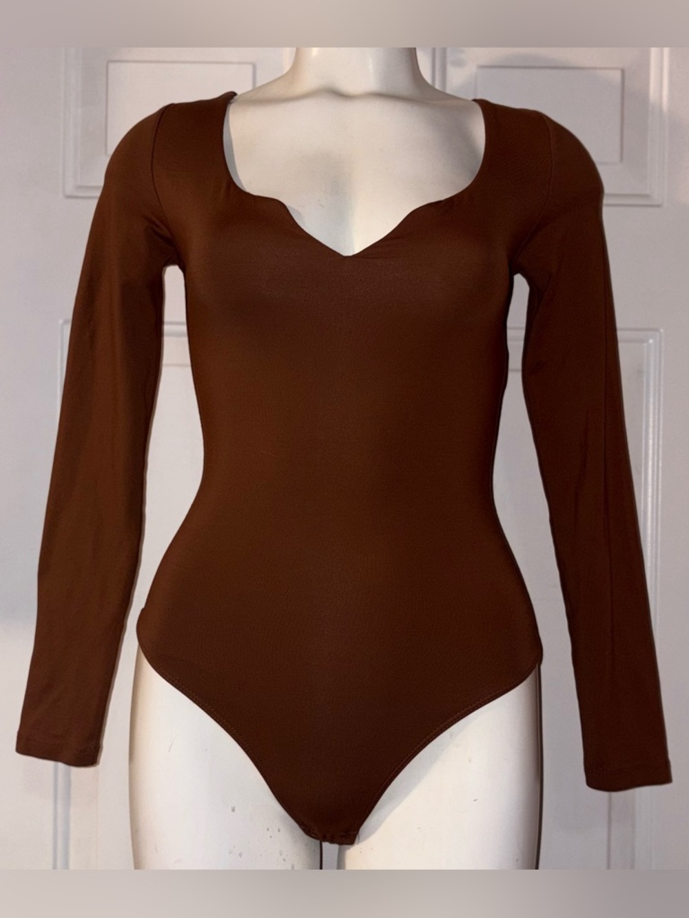 Babaton Aritzia Brown Long Sleeve Thong Bodysuit size Small